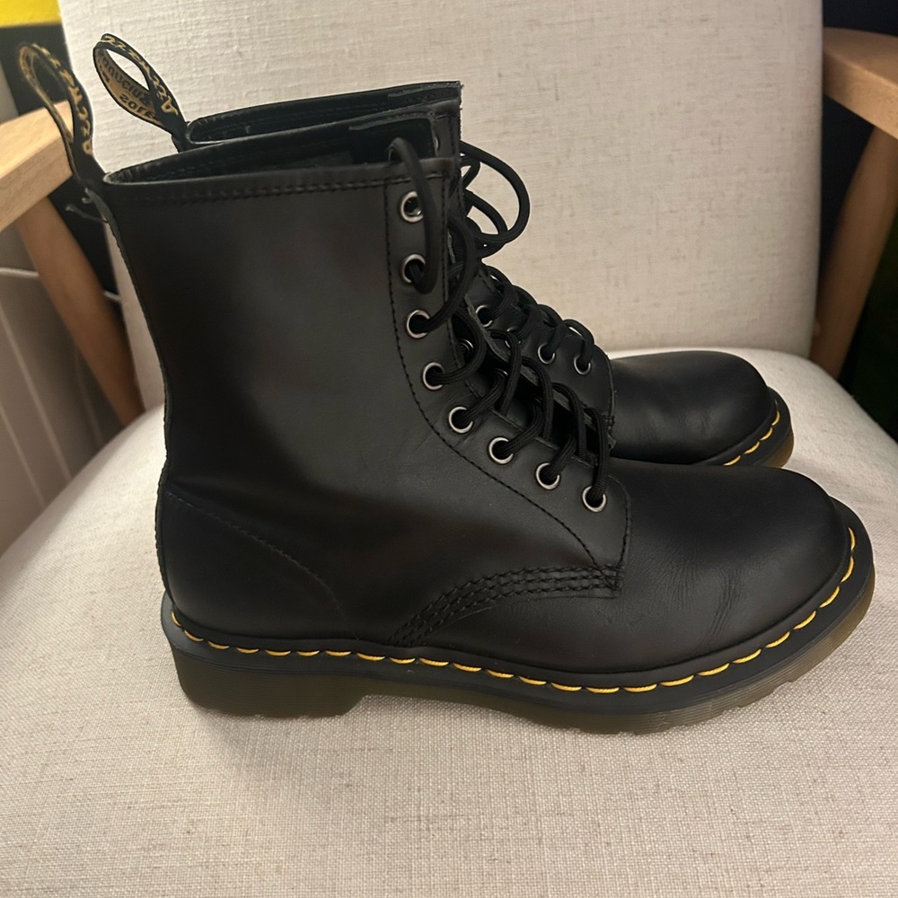 Doc Martens Smooth Leather 1460 Lace Up Boots